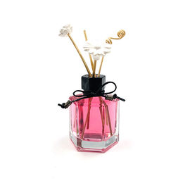 https://m.german.glassperfume-bottles.com/photo/pc23975095-red_glass_diffuser_bottles_120ml_4_oz_hexagon_glass_aroma_diffuser_with_screw_cap.jpg